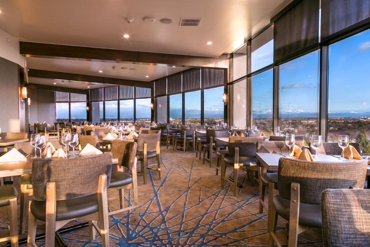 Holiday Inn Long Beach - Airport By Ihg Buitenkant foto