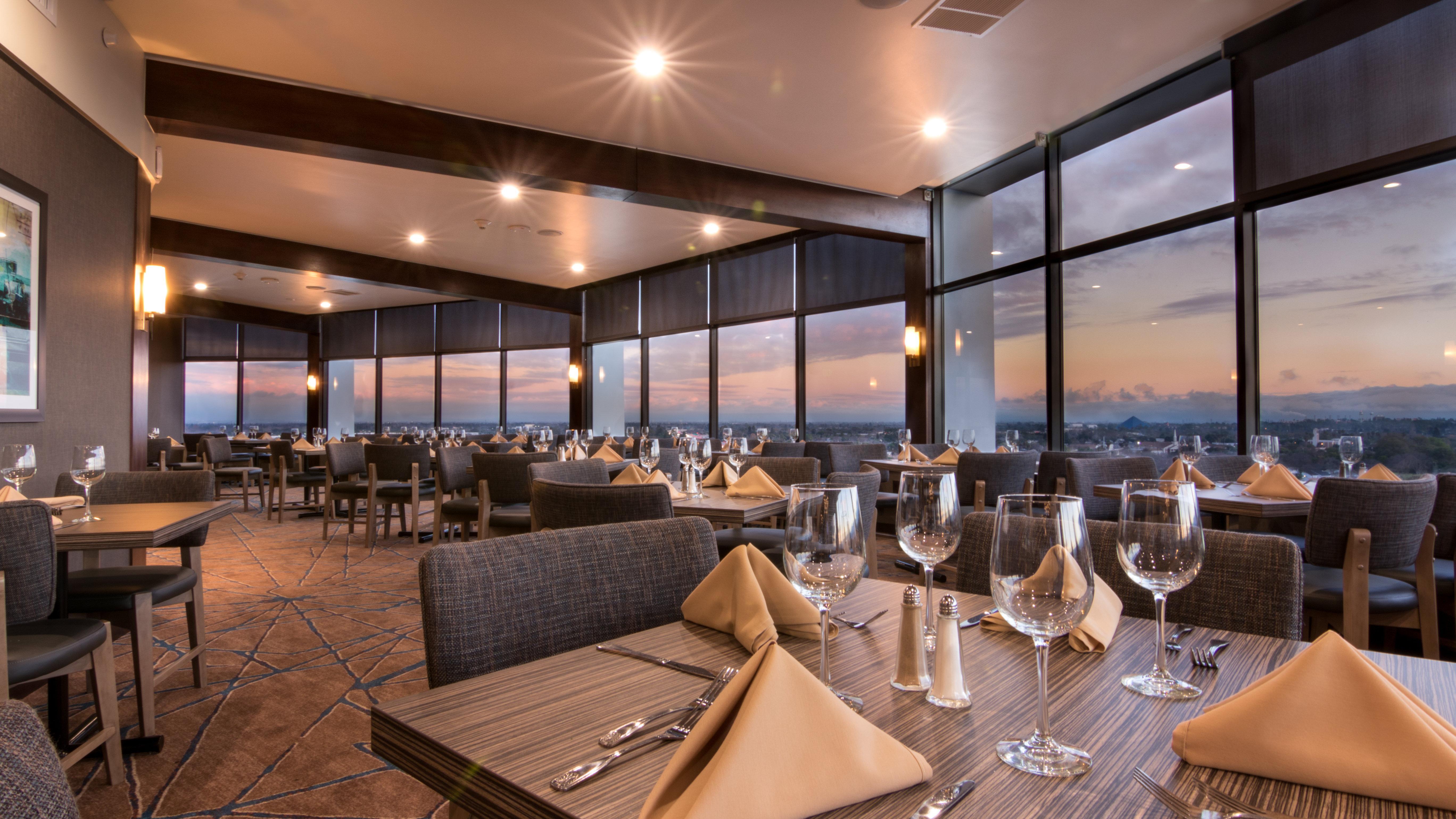 Holiday Inn Long Beach - Airport By Ihg Buitenkant foto